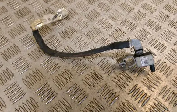 Volkswagen Golf VII Negative earth cable (battery) 5Q0915181E
