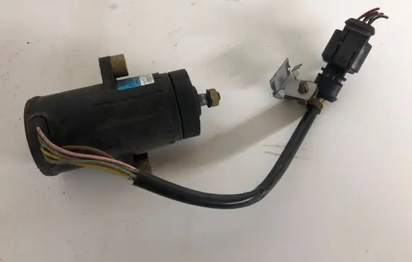 Audi A4 S4 B5 8D Accelerator pedal position sensor 0205001031 028907475C