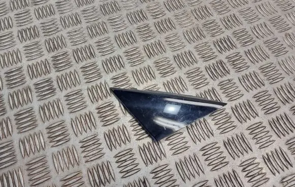 Audi A1 Front door glass trim molding 8x4837638