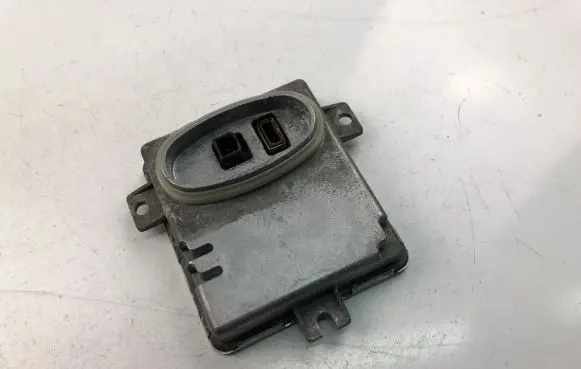 BMW 3 E90 E91 Xenon control unit/module 6261110499