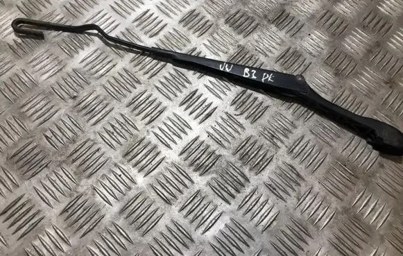 Volkswagen PASSAT B5 Front wiper blade arm 3B1955410