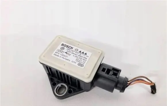 Audi A4 S4 B8 8K ESP acceleration yaw rate sensor 8R0907637B