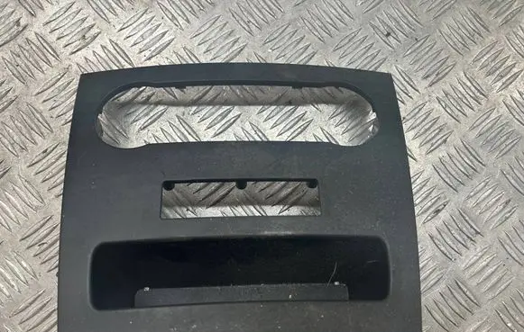 Mercedes-Benz A W169 Dashboard center trim panel A1696802339