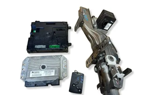 Renault Laguna III Engine control unit/module 8200726887 8200854033 215864130A