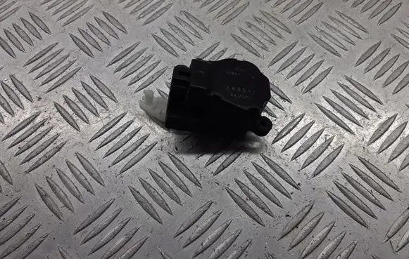 Peugeot 307 A/C air flow flap actuator/motor EAD511