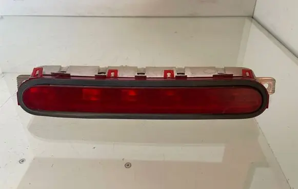 Toyota Corolla Verso AR10 Third/center stoplight 815700F010