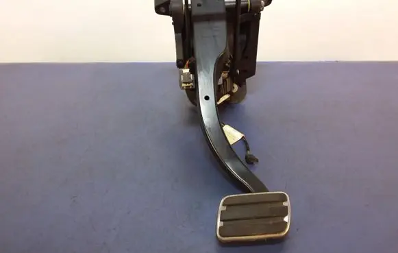 Porsche Panamera (970) Accelerator throttle pedal 97042300900