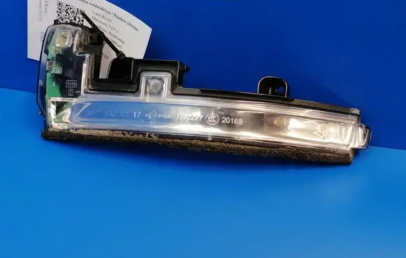 Land Rover Discovery 5 Mirror indicator light L538STI