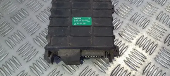 Volkswagen Golf II Engine control unit/module 811906264 0280800104