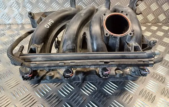 Volkswagen Golf V Intake manifold 036129709GT 03C906051 036971824D
