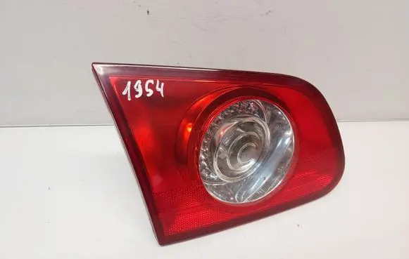 Volkswagen PASSAT B6 Tailgate rear/tail lights 3C9945094
