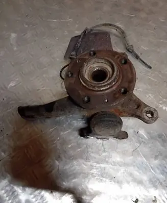 Peugeot 407 Front wheel hub