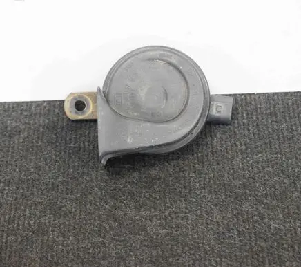 Volkswagen Amarok Horn signal E9001157