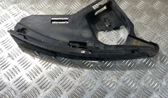 Volvo XC60 Front bumper mounting bracket 30763434