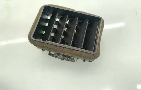 Dodge Nitro Dash center air vent grill