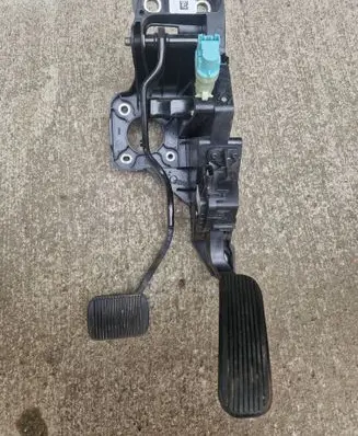 Ford Explorer V Pedal assembly BB539F856HH DB539F836AB