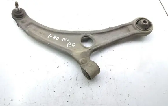 Hyundai i40 Front lower control arm/wishbone