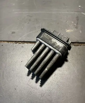 Opel Astra H Heater blower motor/fan resistor 65922