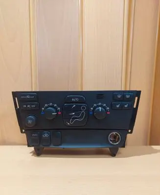 Volvo V70 Climate control unit 8697140 31329287 SN31329287