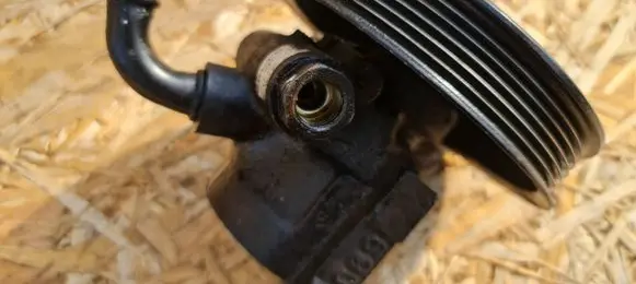 Volvo S40, V40 Power steering pump 9125202 2604458