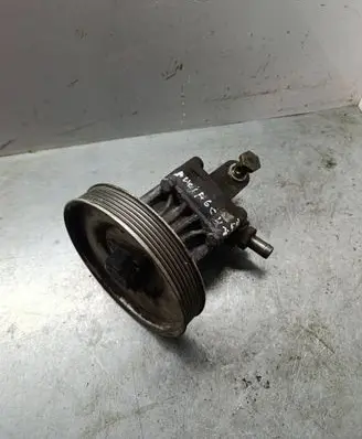 Audi A6 S6 C4 4A Power steering pump 048145155F
