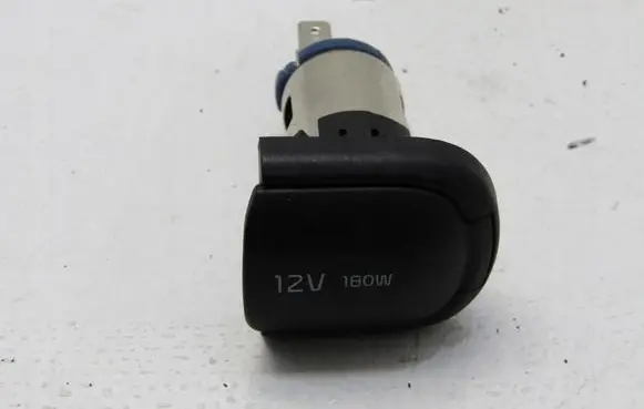 KIA Sportage 12 V Socket (front) 1111