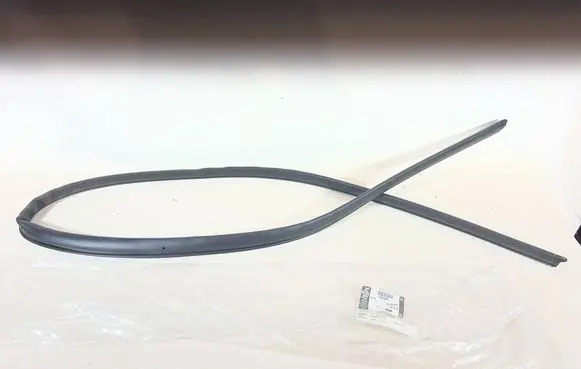 Land Rover Range Rover Sport L461 Engine compartment rubber LR153206