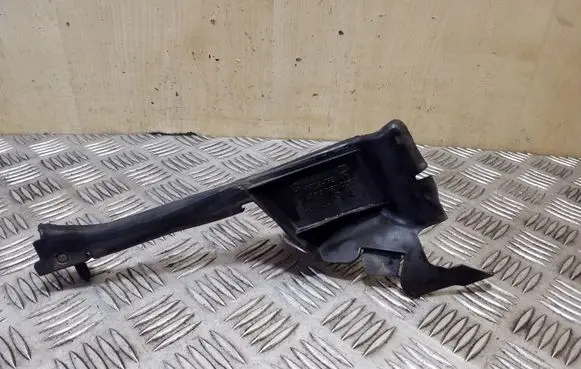 Mercedes-Benz ML W164 Intercooler air guide/duct channel 1645001616