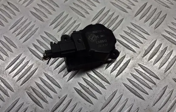 Alfa Romeo 159 A/C air flow flap actuator/motor 