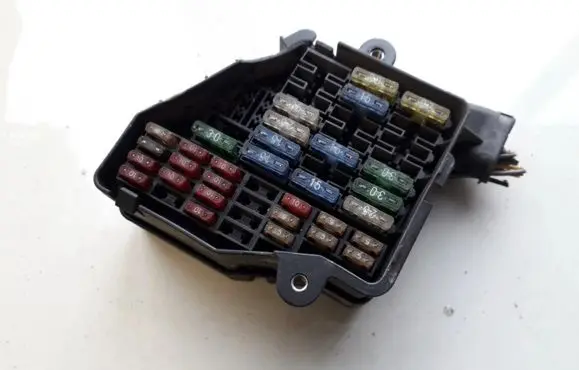 Audi A4 S4 B5 8D Fuse box set