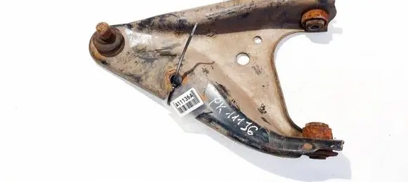 Dacia Sandero Front lower control arm/wishbone 