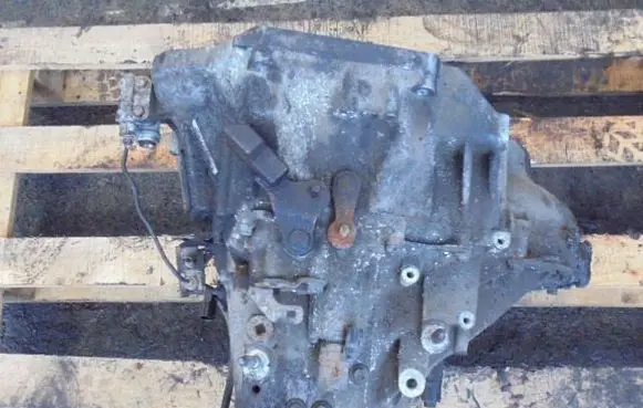 Honda FR-V Manual 4 speed gearbox JVF7