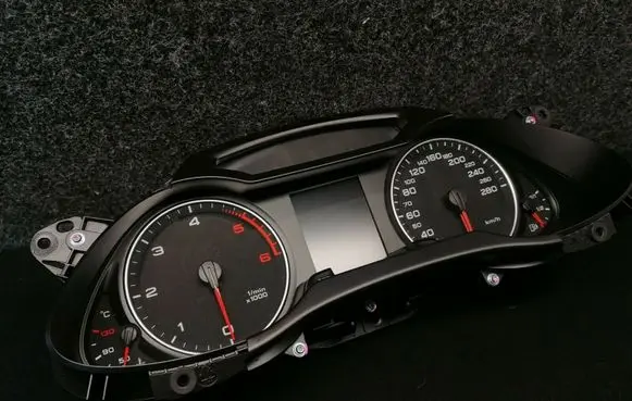 Audi A4 S4 B8 8K Speedometer (instrument cluster) 8K0920930D