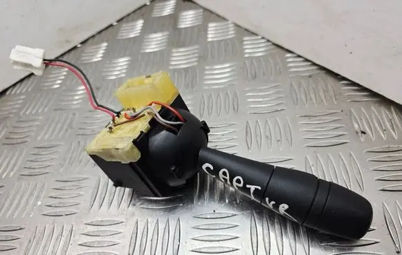 Renault Captur Indicator stalk 255675887R