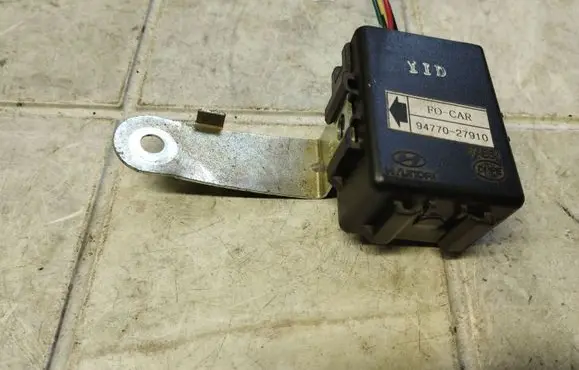 Hyundai Trajet Other relay 9477027910