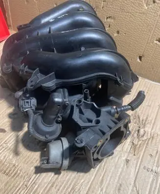 Volvo V50 Intake manifold