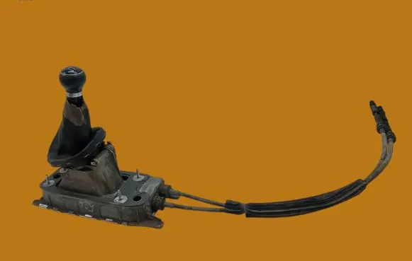 Volkswagen Touran I Gear shifter/selector 1K0711061A