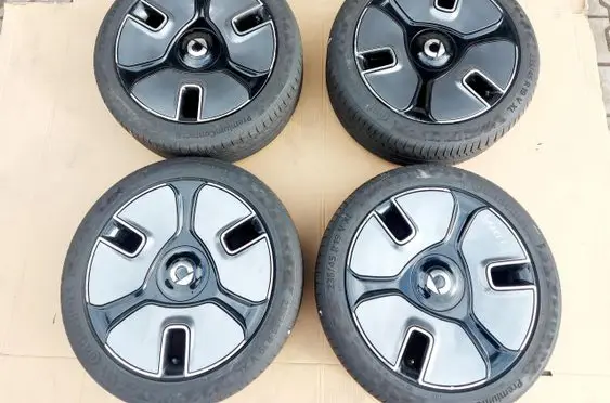 Smart #1 R19 alloy rim 8891568379