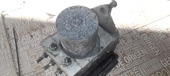 Mercedes-Benz Sprinter W906 ABS Pump 0265950883