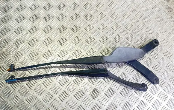 Mercedes-Benz C W204 Front wiper blade arm A2048200144 A2048200344