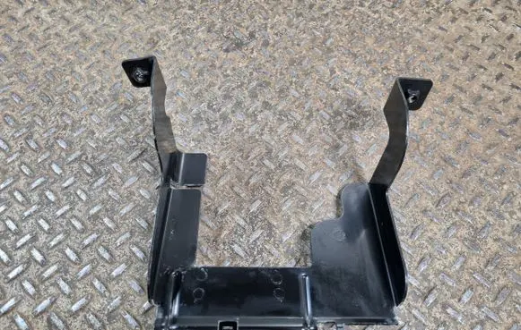 Volvo XC40 Battery bracket 32244542