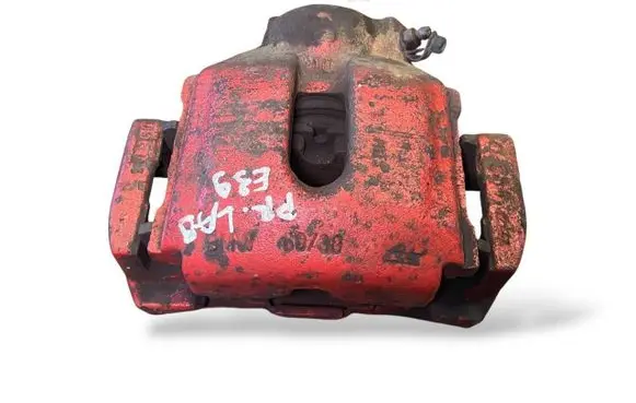 BMW 5 E39 Front brake caliper