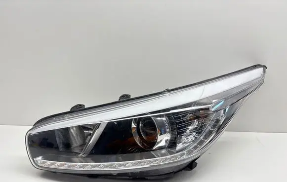 KIA Ceed Headlight/headlamp 92101A2260 L009A26TVMT 158KB