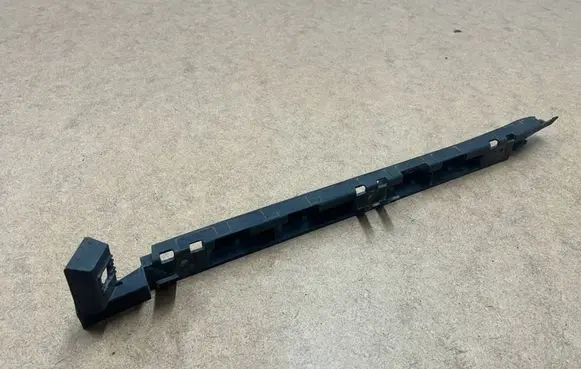 BMW 7 E65 E66 Rear bumper mounting bracket 51128245313 8245313