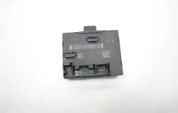 Volkswagen PASSAT B8 Door control unit/module 5Q0959595E 5Q095955