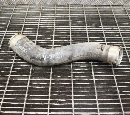 BMW 2 F22 F23 Intercooler hose/pipe 7638455 15476810