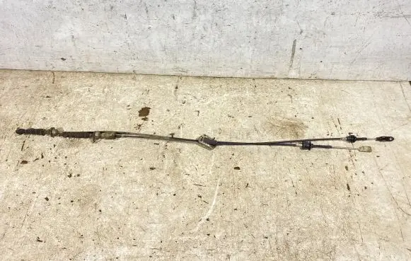 Gear shift cable linkage