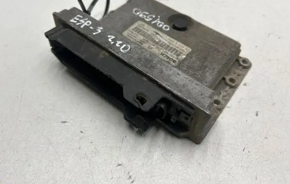 Renault Espace III Engine control unit/module 0281001590 7700107258