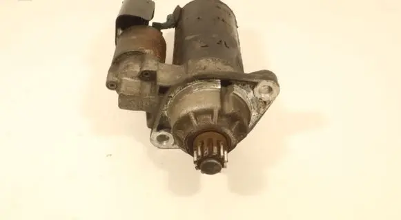 Volkswagen Touareg I Starter motor 
