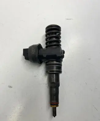 Audi A3 S3 8P Fuel injector 0414720215